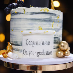 Graduation cake ( 2 KG )