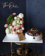 Hajj Flowers & Chocolate