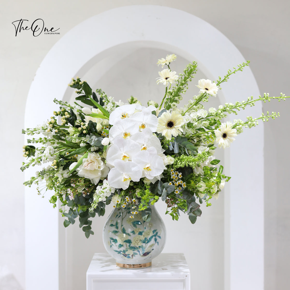 White Large Vase Arrangement